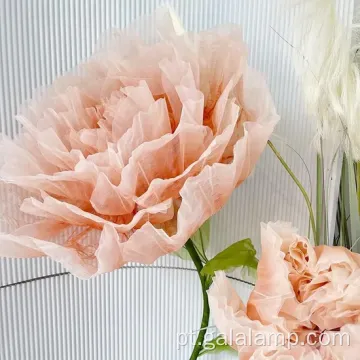 Decoração floral de peônia rosa encantadora com luz